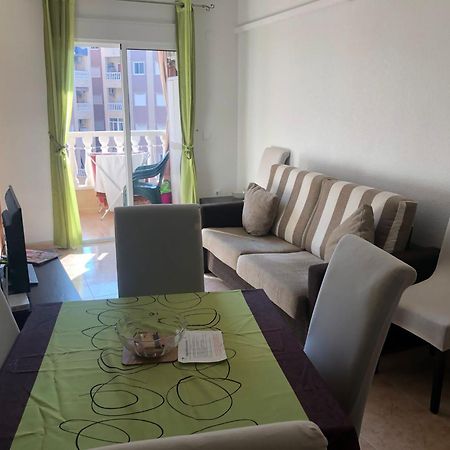 Andy'S Apartment Torrevieja Bagian luar foto