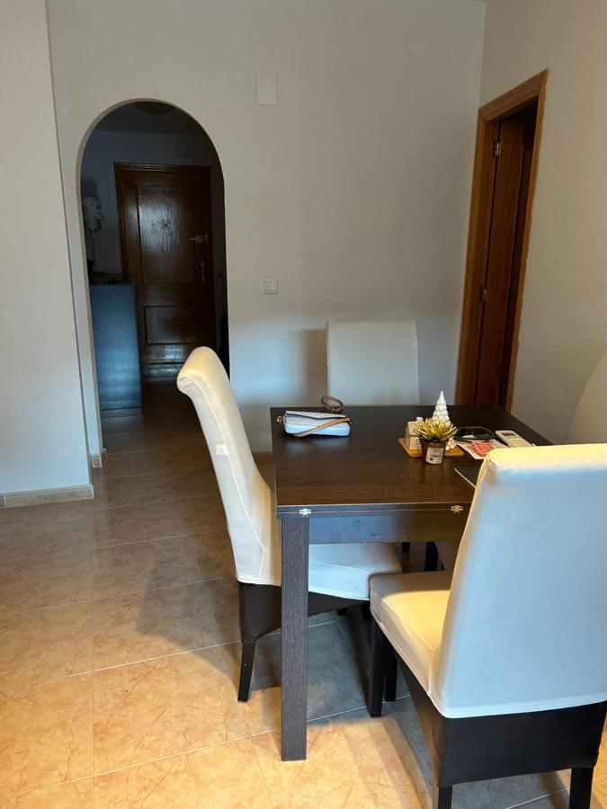 Andy'S Apartment Torrevieja Bagian luar foto